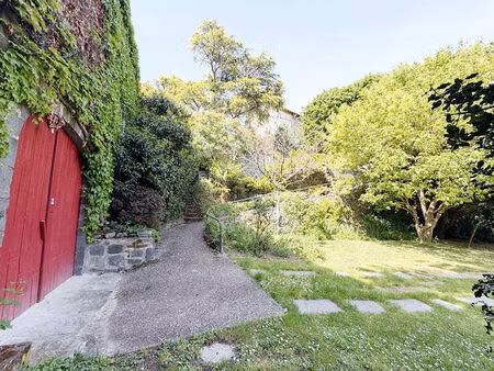 maison 6 pièces 169 38 m2