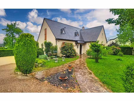 maison bouchemaine 142 m² t-5 à vendre  392 000 €