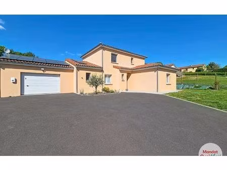 maison paslières 135.06 m² t-5 à vendre  307 400 €