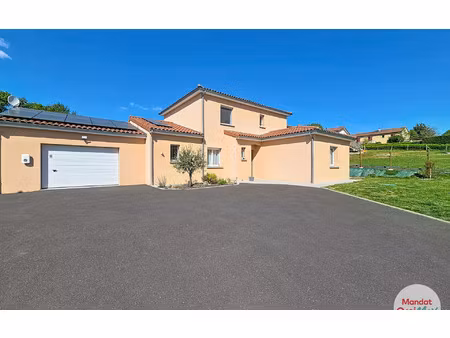 maison paslières 135.06 m² t-5 à vendre  312 700 €