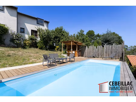 magnifique villa avec 6 chambres