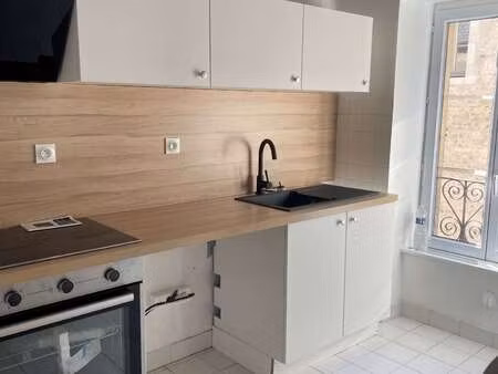 location appartement 3 pièces à bayeux (14400) : à louer 3 pièces / 65m² bayeux