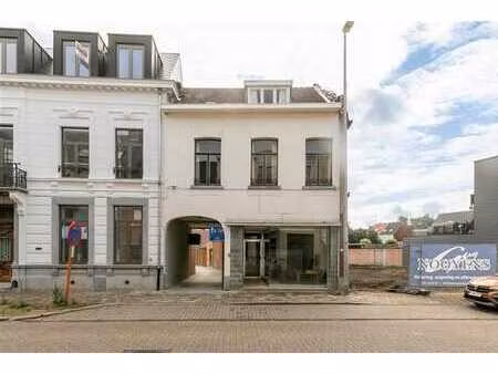 commerce avec appartement