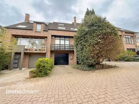 lycee francais: maison 4ch + bureau dans clos privé