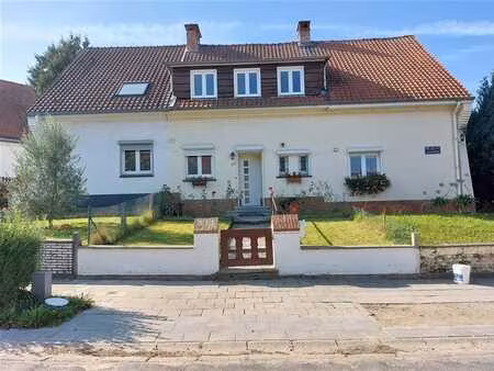 maison 2 chambres + jardin