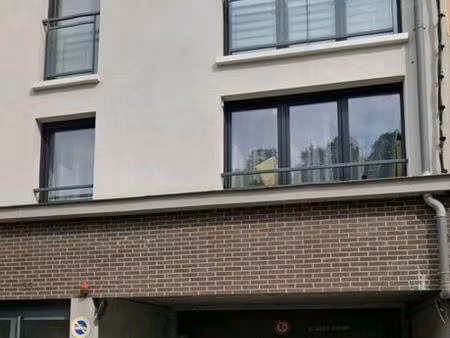 parkings à méry sur oise