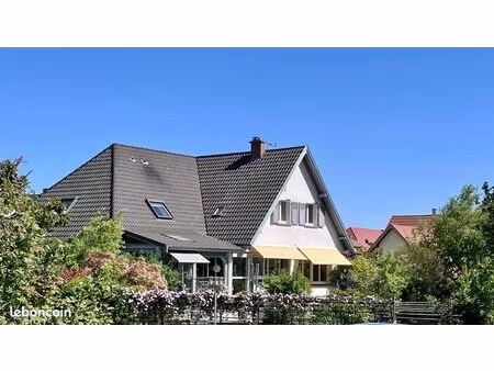 maison 7 pièces 272 m²