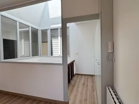 saintes centre ville  appartement t3 terrasse