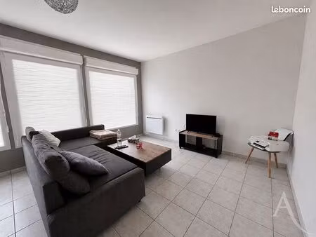 studio 1 pièce 36 m²