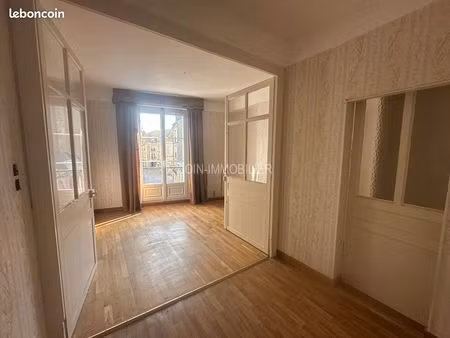 studio 1 pièce 18 m²