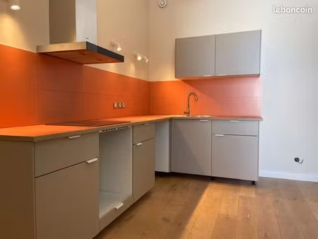 appartement t4 de 90m² avec terrasse et cave