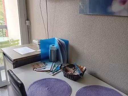 studio agréable et fonctionnel