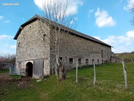 grange 330 m² aurillac