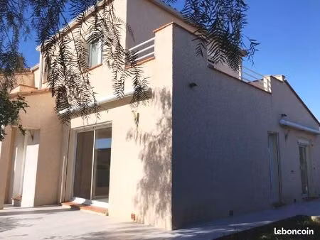 villa 4 pièces 110 m²