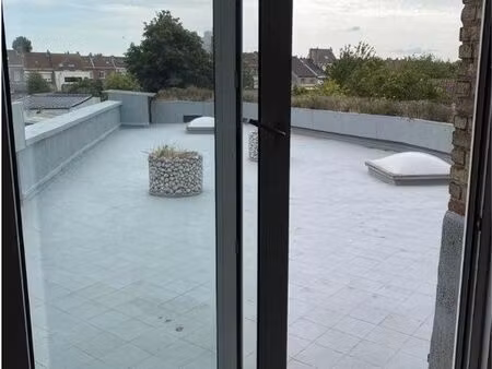 duplex 3 chambres avec grande terrasse plein sud