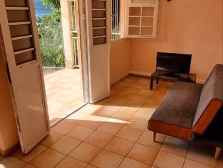 bel appartement t2 proche de la plage de la pointe marin