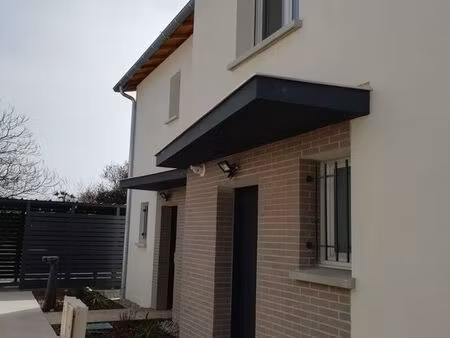 maison duplex t3 mitoyenne 65m2 + 2 places parking