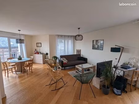 appartement 3 pièces 76 m²