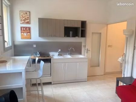 studio 1 pièce 24 m²