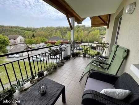 appartement 3 pièces 66 m²