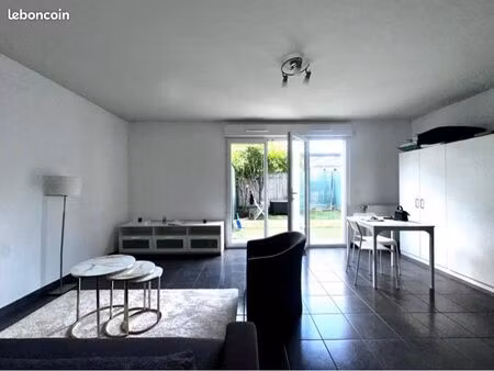 beau studio meublé avec terrasse et parking – livry-gargan (93190)