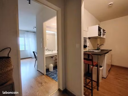 beau studio de 30m2 dans résidence calme