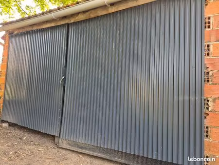 hangar a louer petit prix