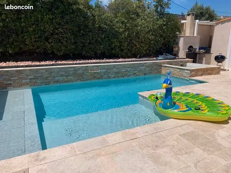 villa piscine acces mer