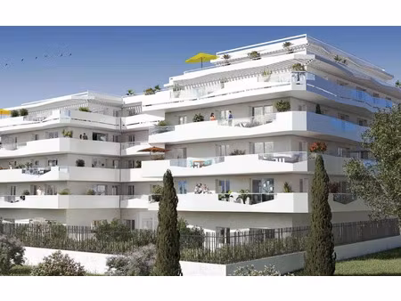 location stationnement  25 m² t- à cagnes-sur-mer  140 €