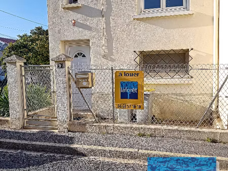 maison avec jardin et grand garage