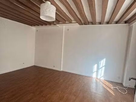 location appartement 2 pièces à caen (14000) : à louer 2 pièces / 39m² caen