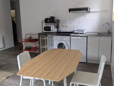 location appartement 2 pièces meublé à quimper (29000) : à louer 2 pièces meublé / 41m² qu