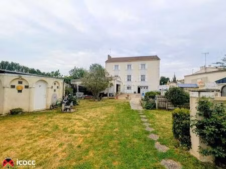 vente maison à mouzeuil-saint-martin (85370) : à vendre / 161m² mouzeuil-saint-martin