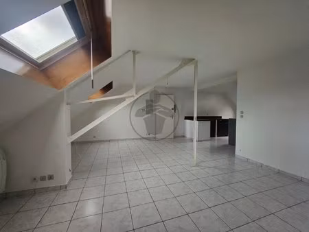appartement - 93 m² - 6 pièces