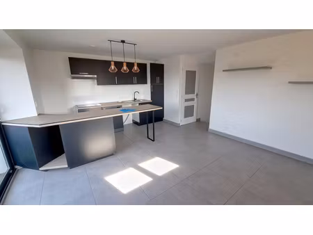 contamine-sur-arve : appartement avec balcon à vendre