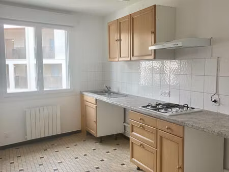 appartement machecoul saint meme 3 pièce(s) 60 m2