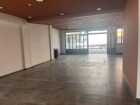 location commerce begles 33130 80m²