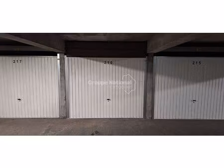 lot de 3 box fermés