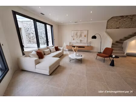 a vendre - maison de ville d'exception centre ville nîmes