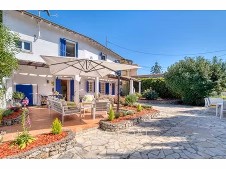 exclusivité – paisible maison de charme 118 m2 terrain 1060 m2 menton