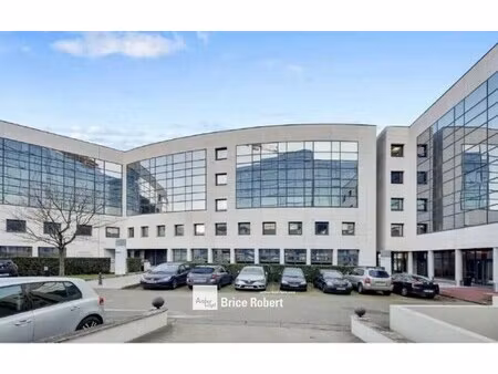 location bureaux 319 m² à 1 550 m²
