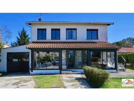 vente maison 4 pièces 159 m² villeneuve-tolosane (31270)