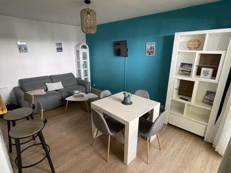 quartier médiathèque/location à l’année 2 chambres