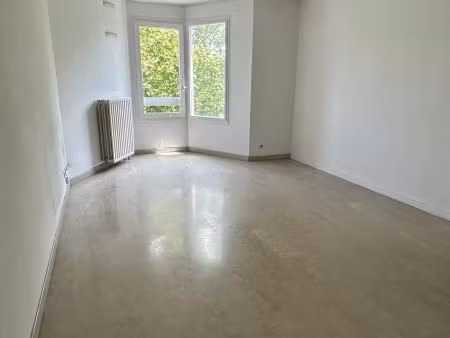 appartement 4 pièces 77 m²