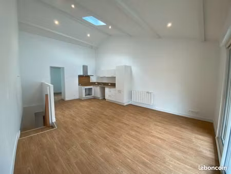 location maison de ville en duplex saint georges de didonne
