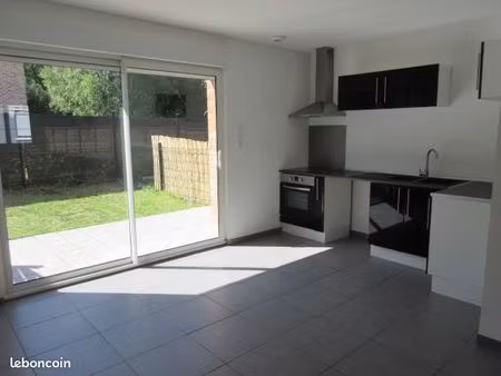 maison avec garage - 2 chambres – terrasse - jardin