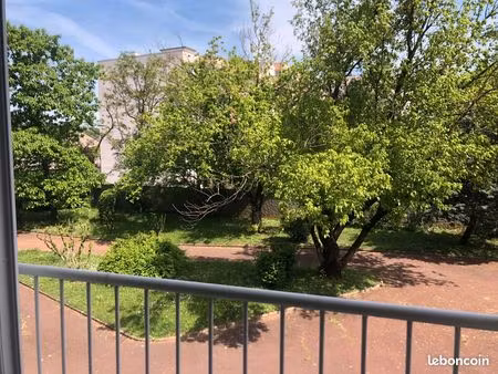 appartement t3 de 61m2 chauffage compris dans les charges