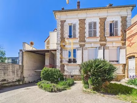 charmant appartement 2 pièces en meulière - corbeil-essonn