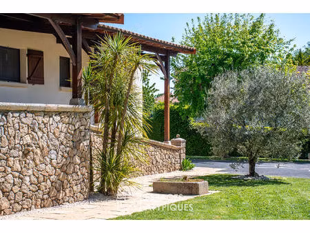 charmante maison de campagne avec jardin