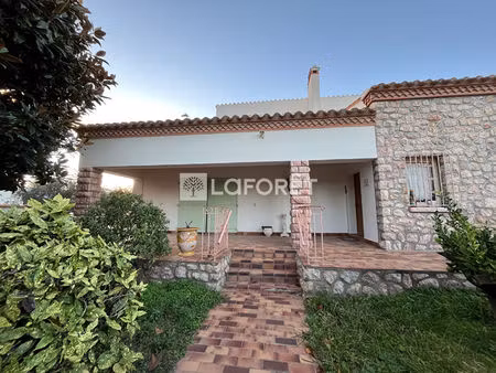 villa 4 faces